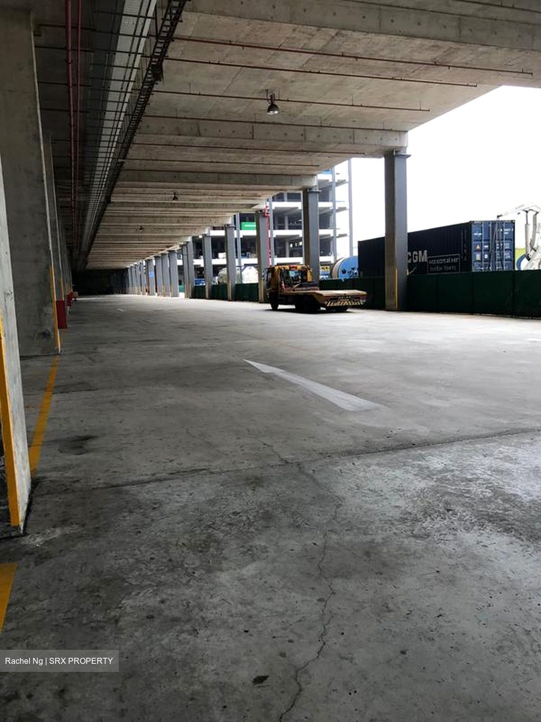 Gul Way (D22), Warehouse #510563001